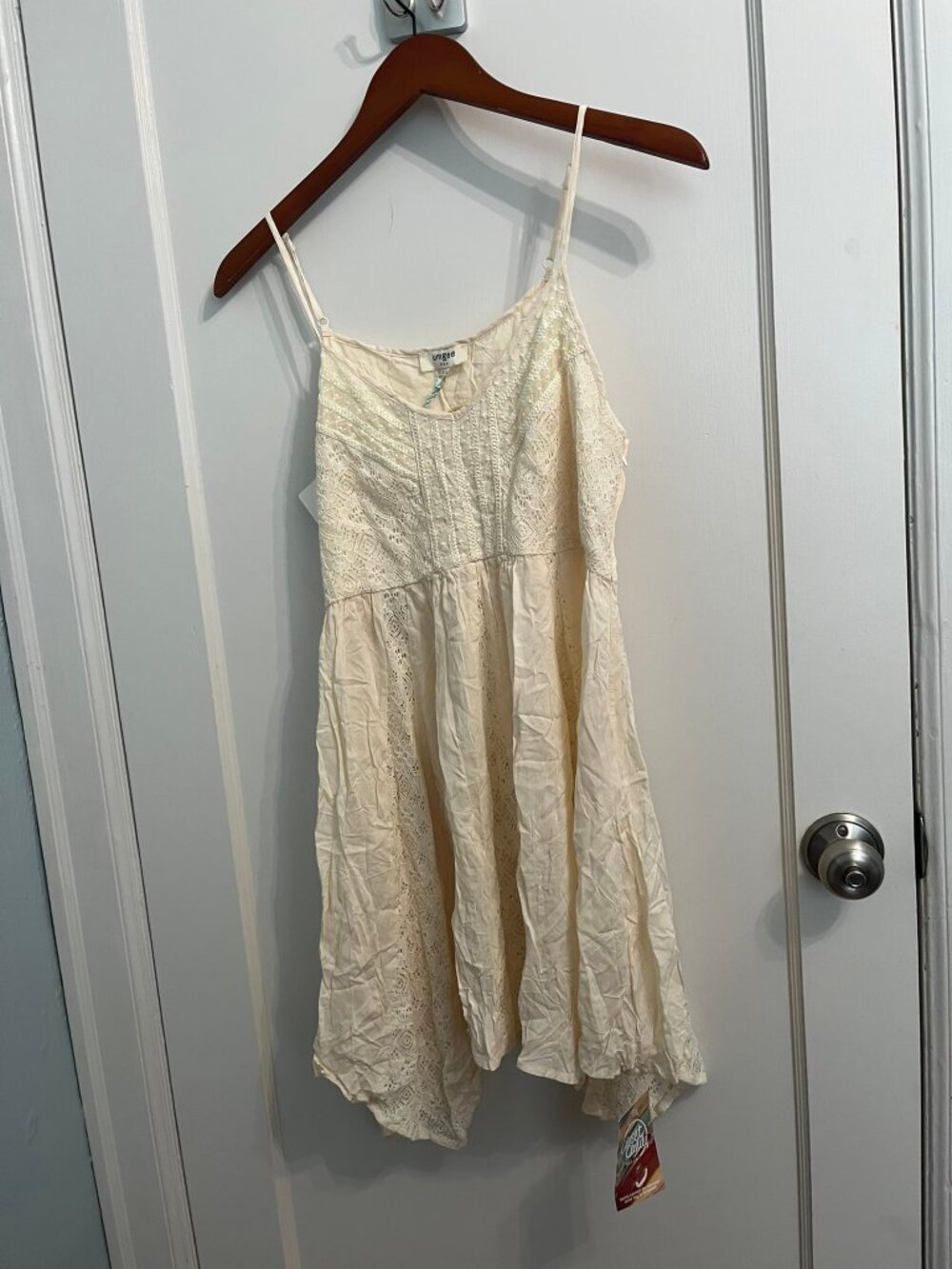 NWT Umgee Ivory Crochet Lace Babydoll Dress Boho Handkerchief Hem Small